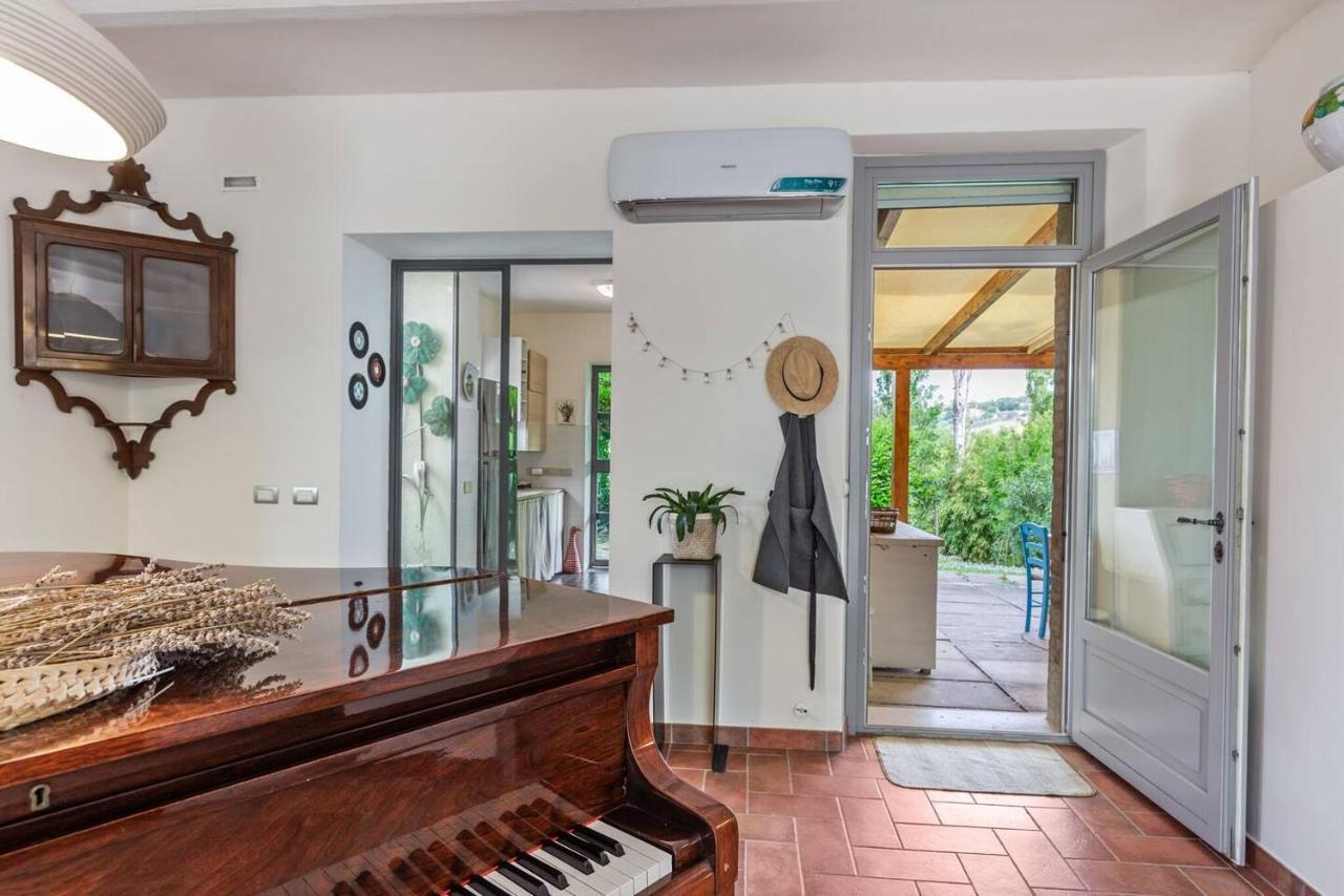 Grande Villa Storica Per Vacanze Con Giardino Privato E Piscina Ostra Eksteriør bilde