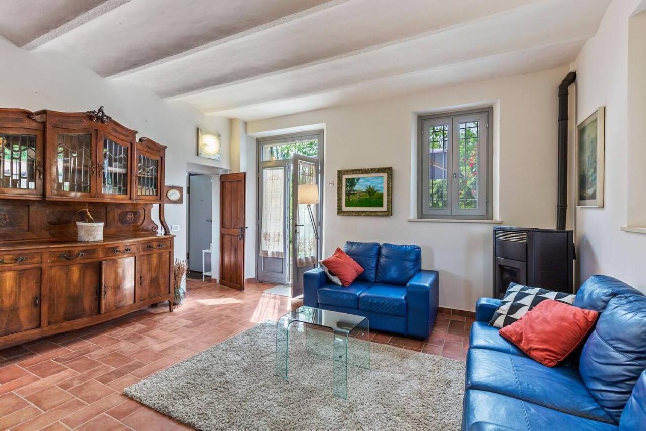Grande Villa Storica Per Vacanze Con Giardino Privato E Piscina Ostra Eksteriør bilde