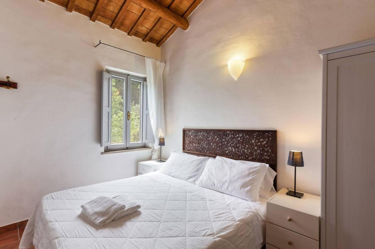 Grande Villa Storica Per Vacanze Con Giardino Privato E Piscina Ostra Eksteriør bilde