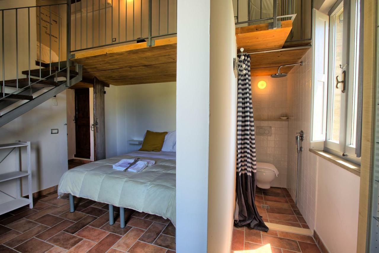 Grande Villa Storica Per Vacanze Con Giardino Privato E Piscina Ostra Eksteriør bilde